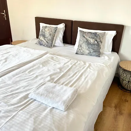 Wynajem Pokoi Kofeina *