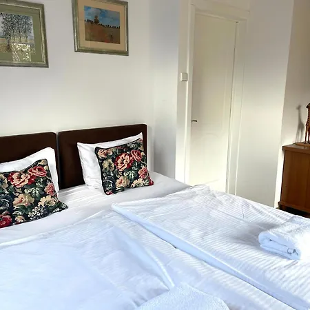 홈스테이 Wynajem Pokoi Kofeina *