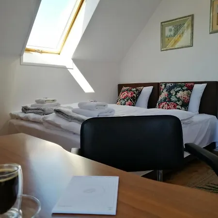 Wynajem Pokoi Kofeina *