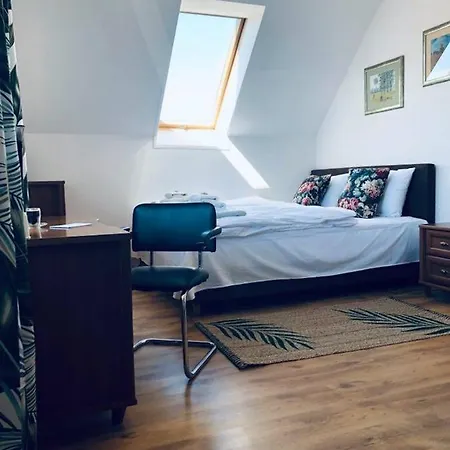 홈스테이 Wynajem Pokoi Kofeina