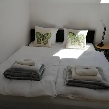 Ubytování v soukromí Wynajem Pokoi Kofeina *